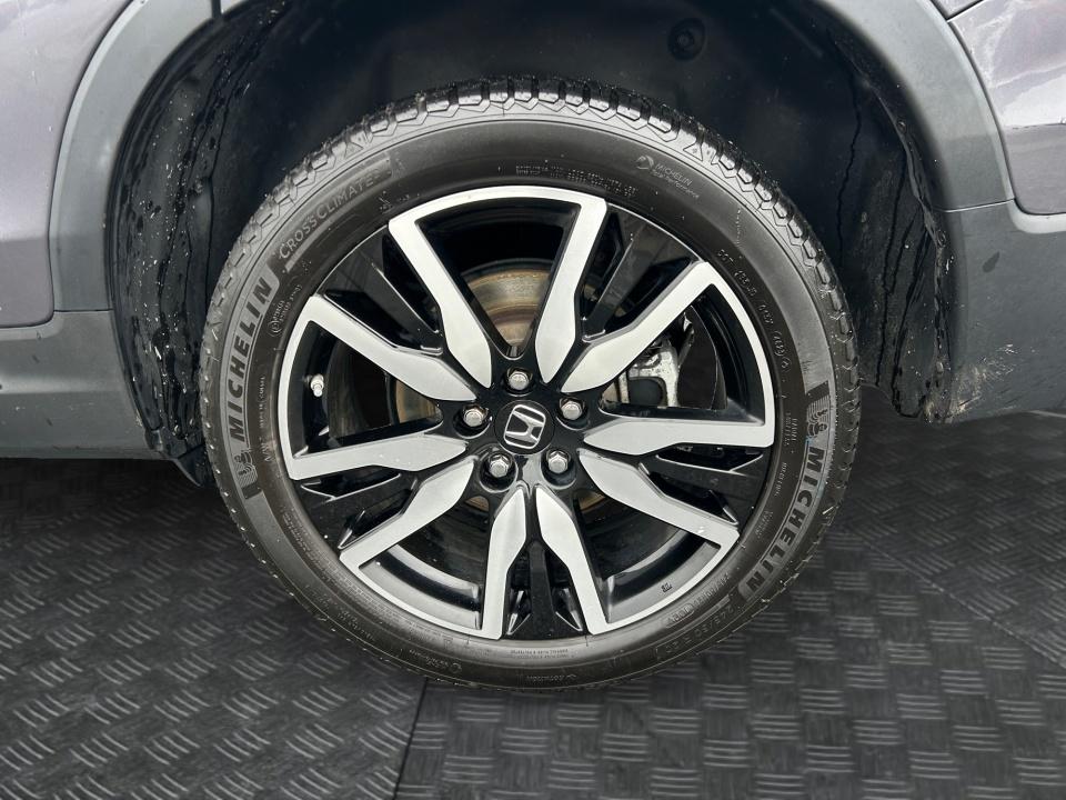 2021 Honda Pilot Touring 7-Passenger