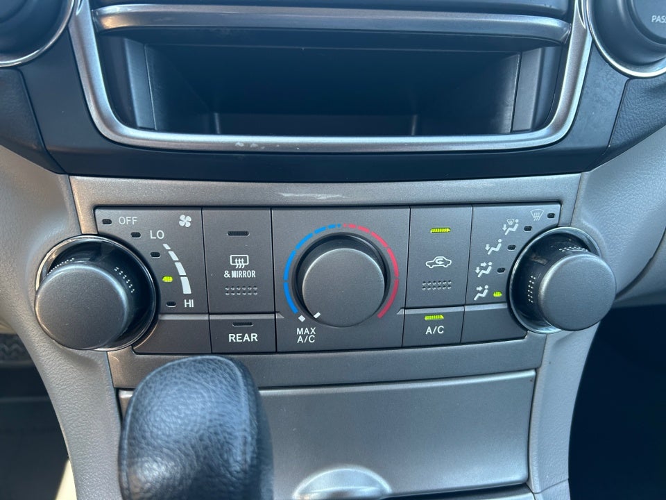 2013 Toyota Highlander Plus