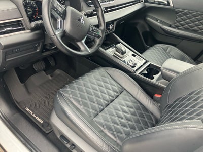 2023 Mitsubishi Outlander SEL