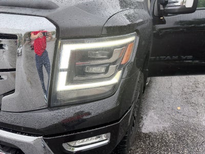 2020 Nissan TITAN SL