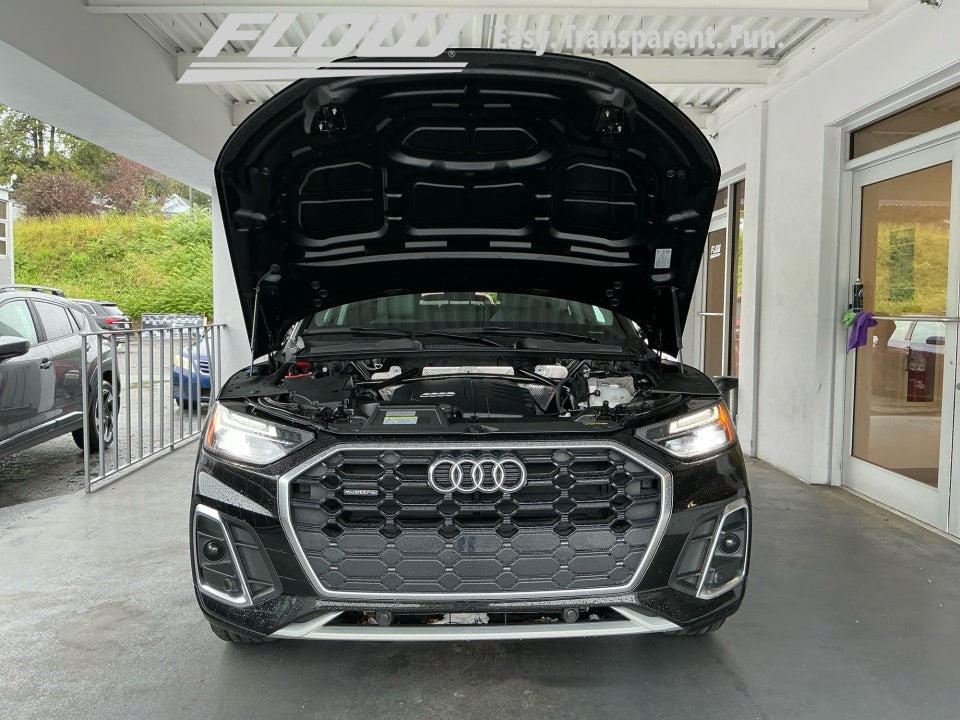 2022 Audi Q5 S line Premium
