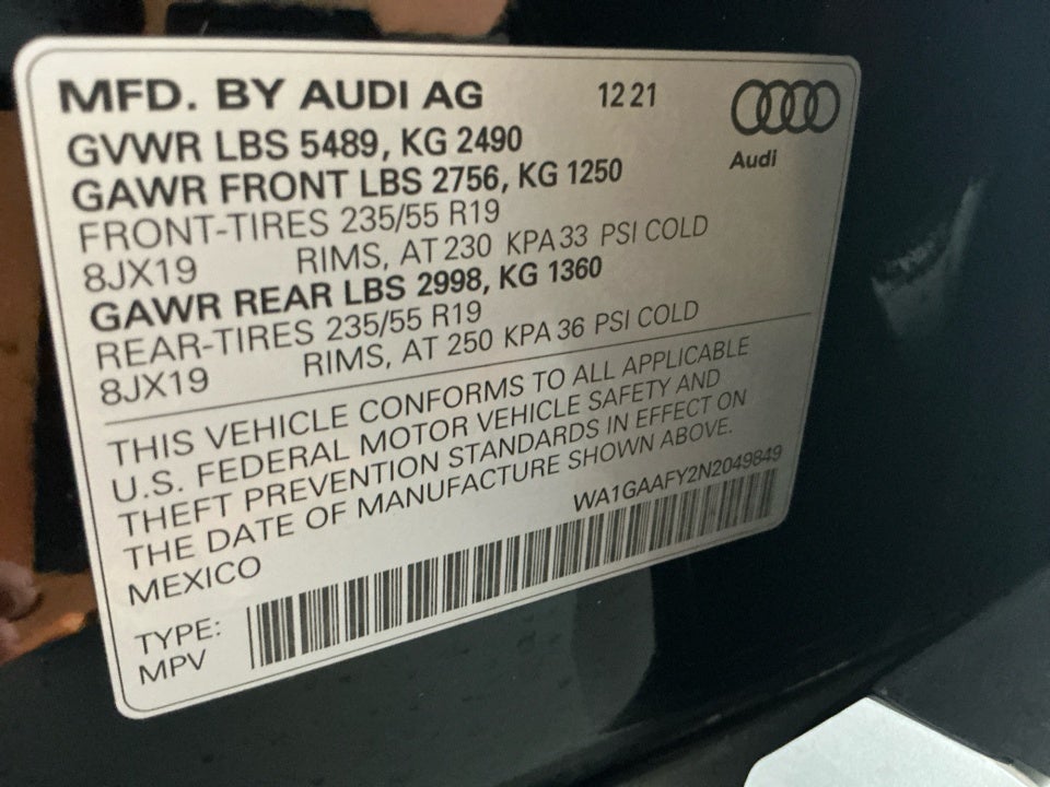 2022 Audi Q5 S line Premium