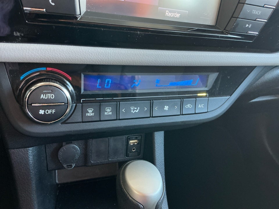 2016 Toyota Corolla LE Plus