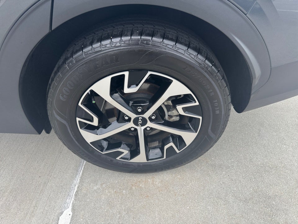 2025 Kia Sportage EX