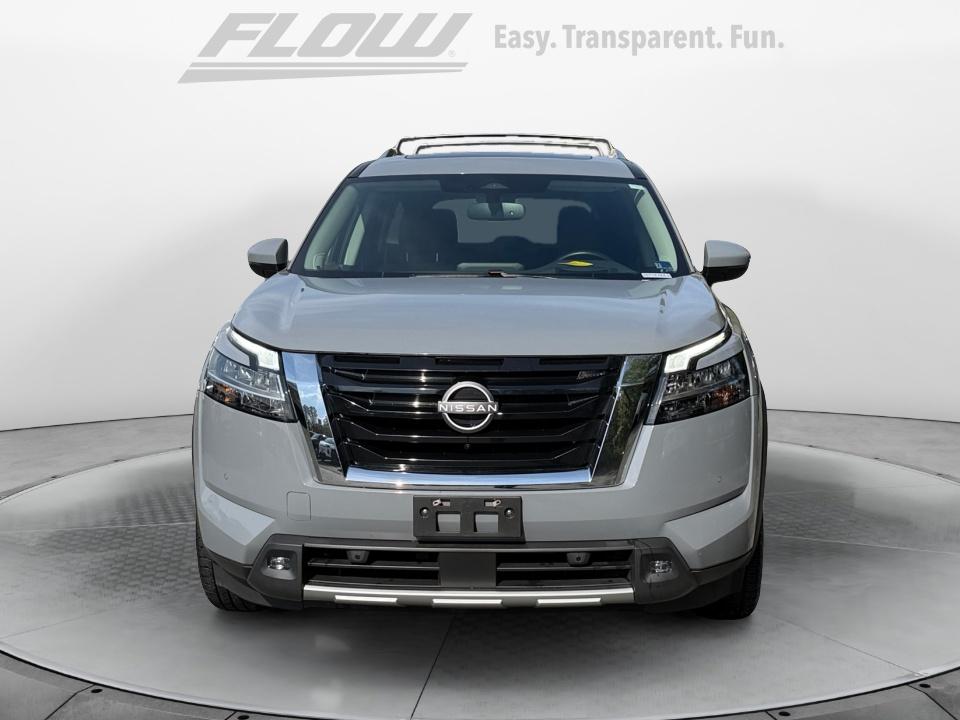 2022 Nissan Pathfinder Platinum