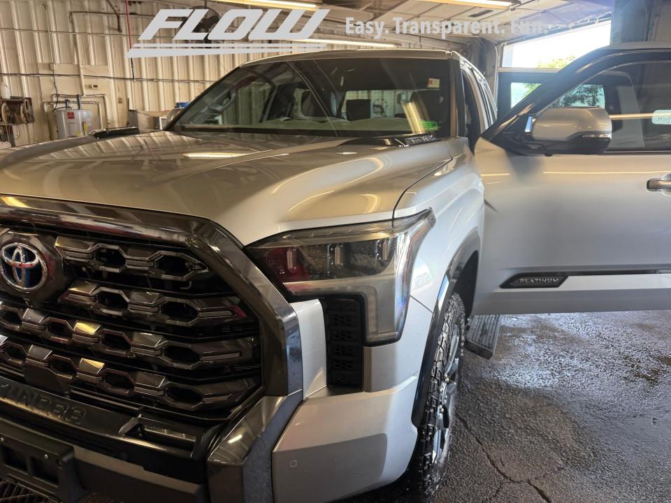 2023 Toyota Tundra i-FORCE MAX Platinum Hybrid