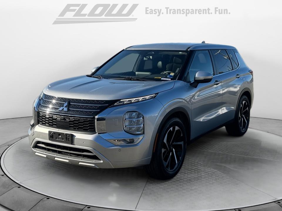 2022 Mitsubishi Outlander SE