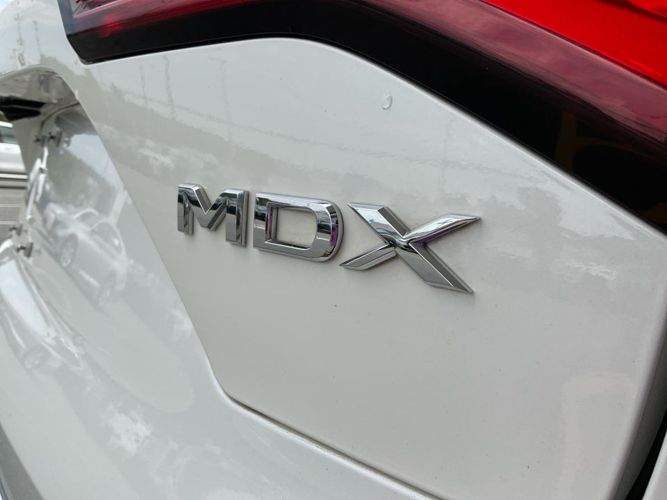 2022 Acura MDX w/Technology Package