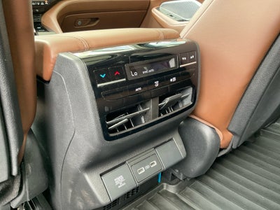 2022 Acura MDX w/Technology Package