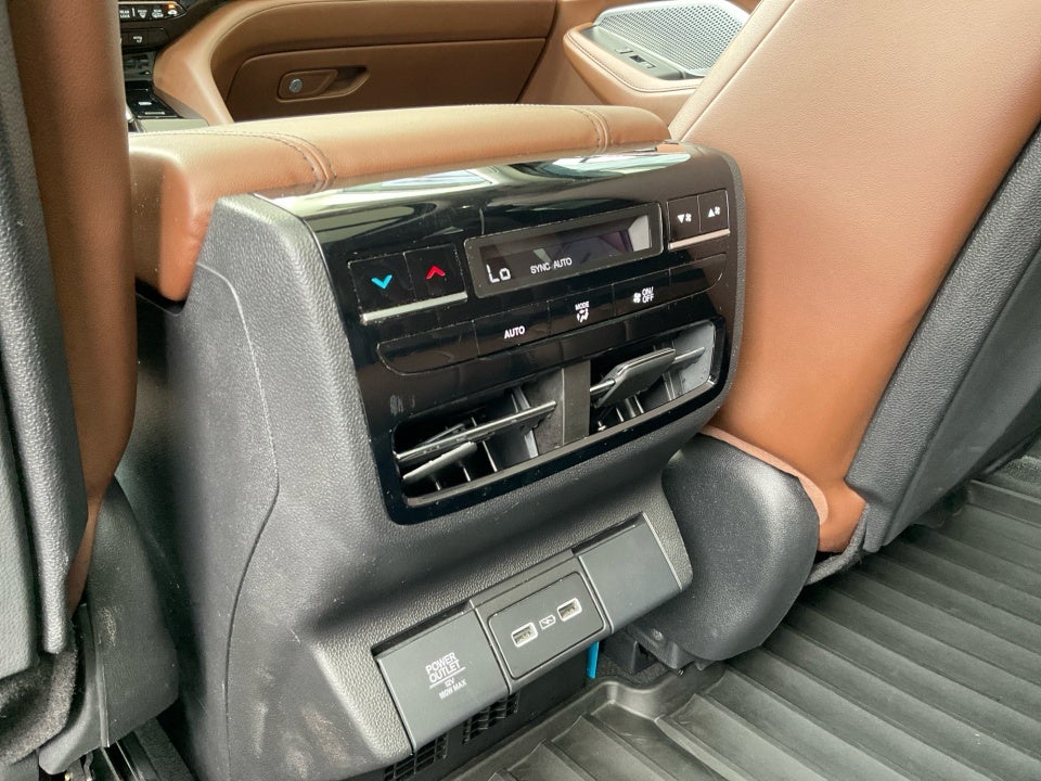 2022 Acura MDX w/Technology Package