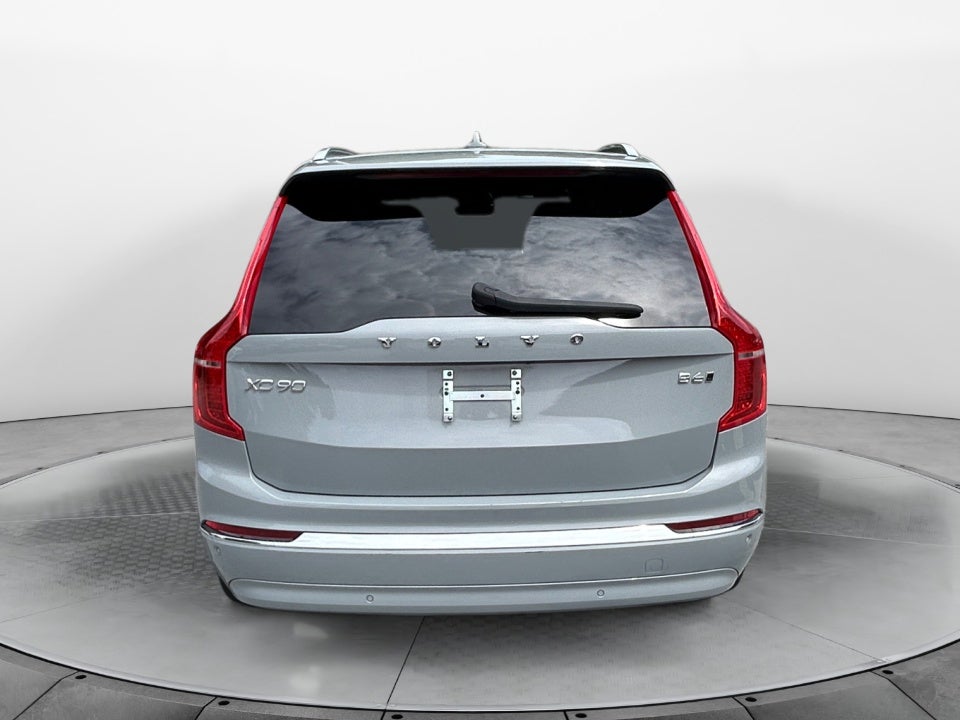 2024 Volvo XC90 Plus Bright Theme