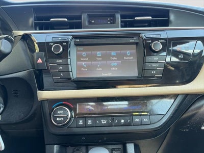 2015 Toyota COROLLA LE