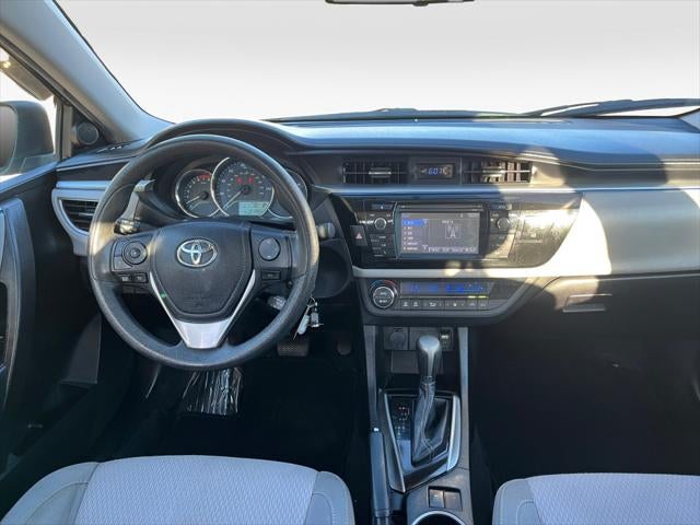 2015 Toyota COROLLA LE