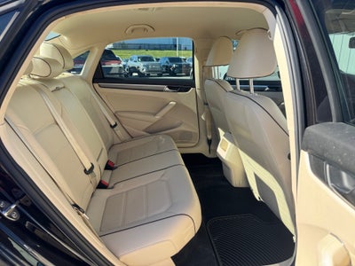 2018 Volkswagen Passat 2.0T S