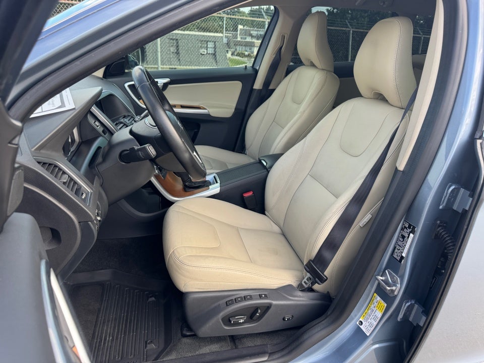 2017 Volvo XC60 Inscription