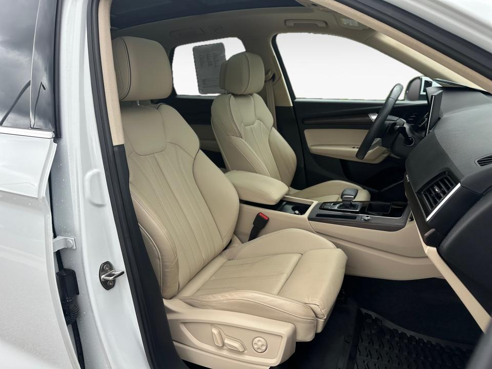 2024 Audi Q5 S line Premium