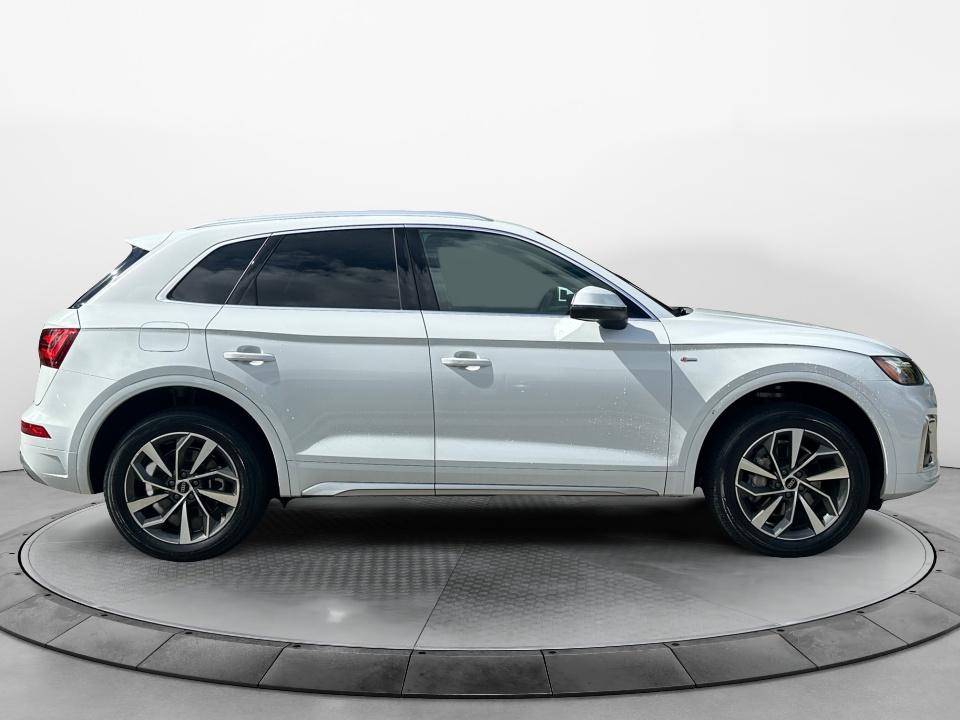 2024 Audi Q5 S line Premium