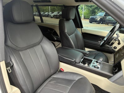 2022 Land Rover New Range Rover SE