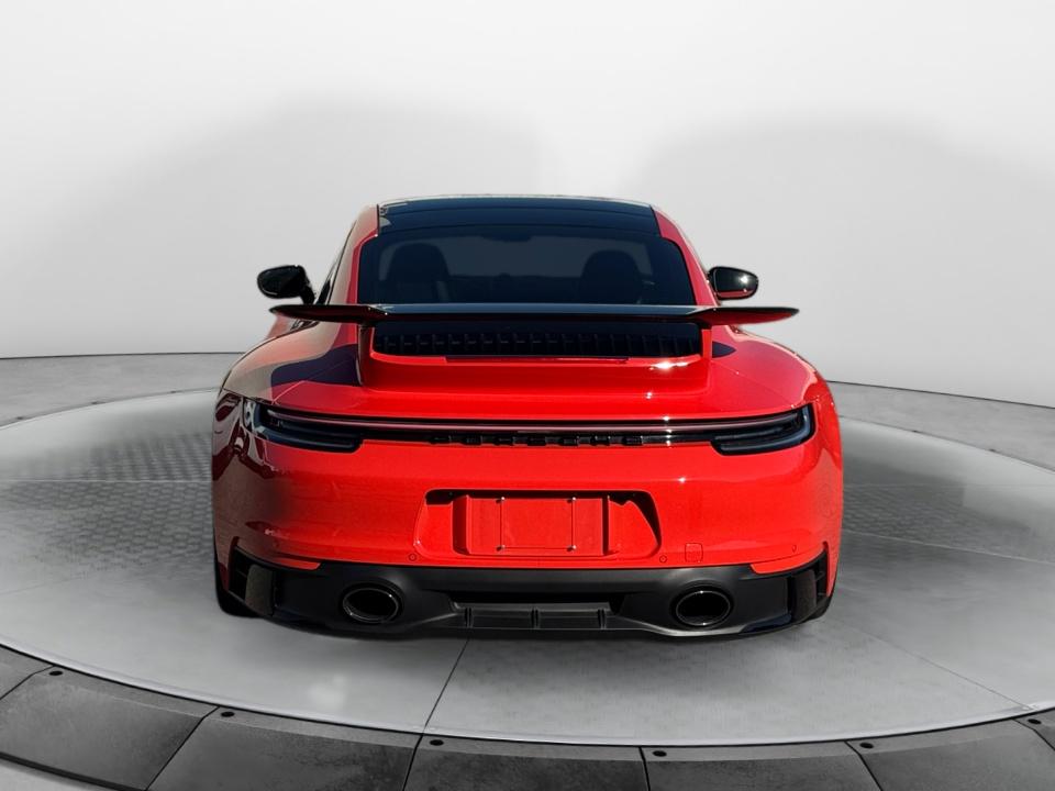 2022 Porsche 911 Carrera GTS