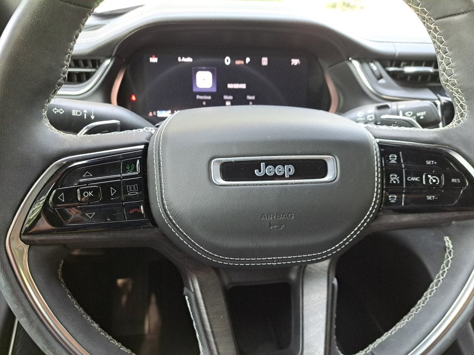 2023 Jeep Grand Cherokee Overland 4x4