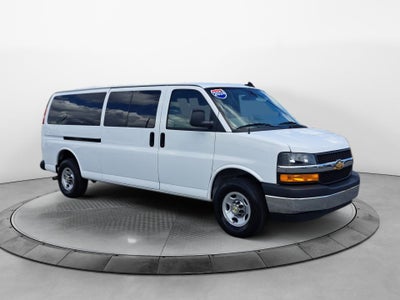 2024 Chevrolet Express Passenger 3500 1LT