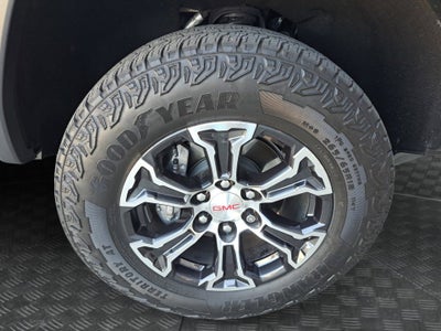 2024 GMC Canyon AT4