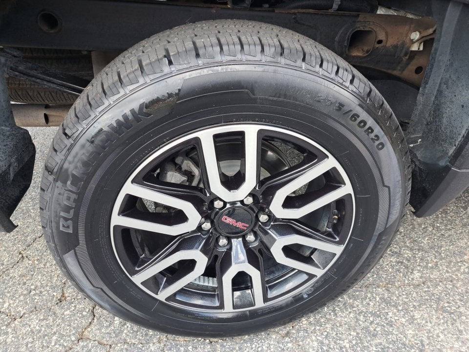2025 GMC Sierra 1500 AT4