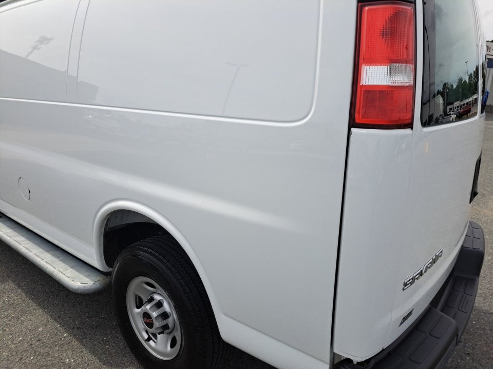 2025 GMC Savana Cargo Work Van