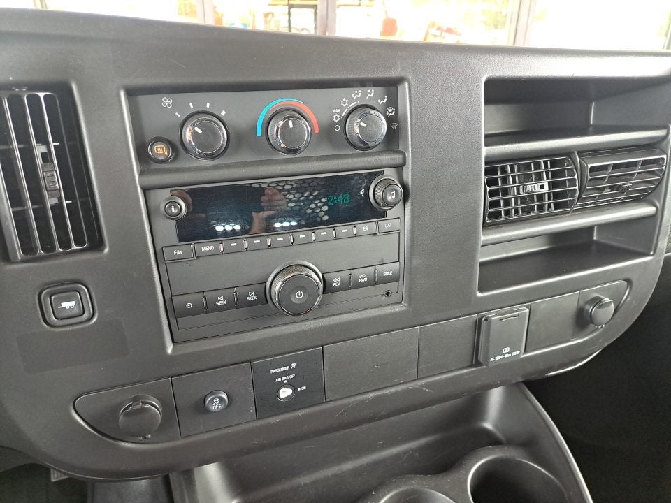 2025 GMC Savana Cargo Work Van