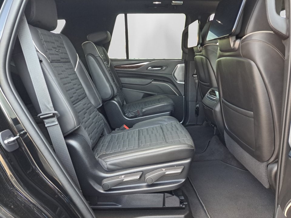 2022 Cadillac Escalade Sport Platinum