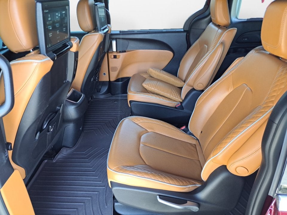 2021 Chrysler Pacifica Hybrid Pinnacle