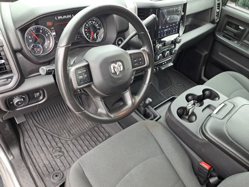 2022 RAM 2500 Tradesman Crew Cab 4x4 6'4" Box