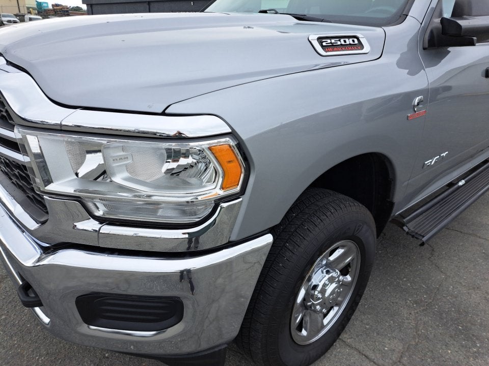 2022 RAM 2500 Tradesman Crew Cab 4x4 6'4" Box