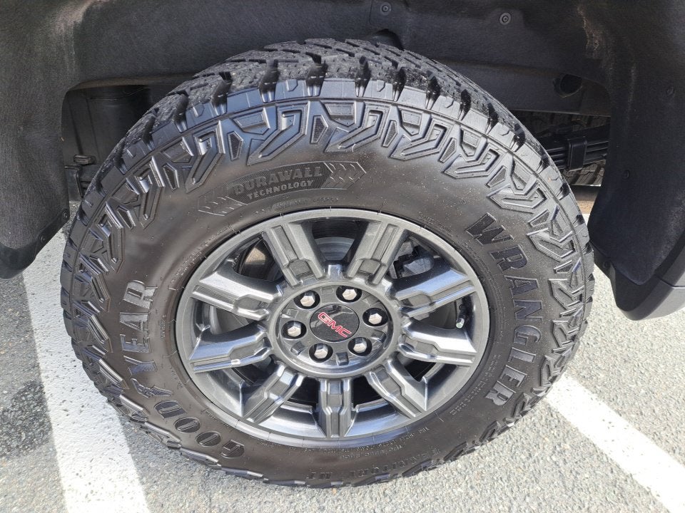 2024 GMC Sierra 1500 AT4X