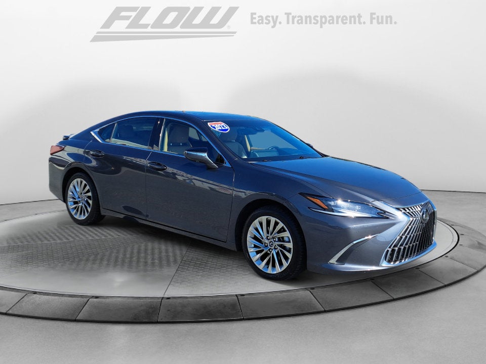 2023 Lexus ES 300h Ultra Luxury