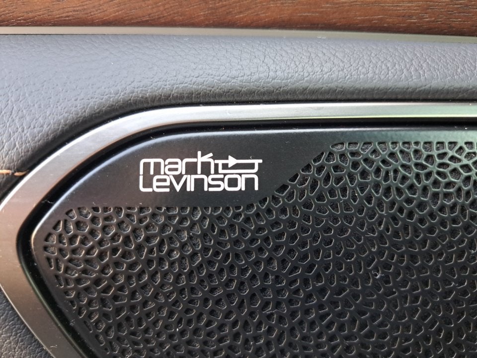 2023 Lexus ES 300h Ultra Luxury
