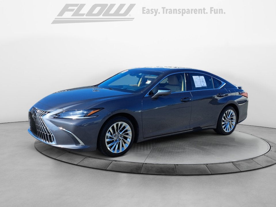 2023 Lexus ES 300h Ultra Luxury