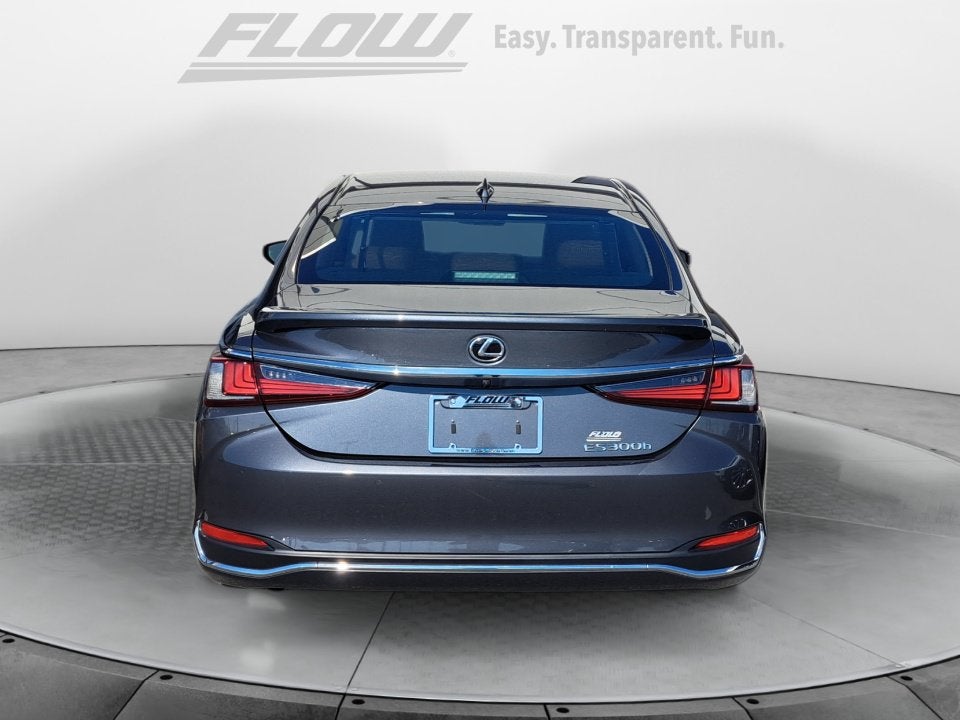 2023 Lexus ES 300h Ultra Luxury
