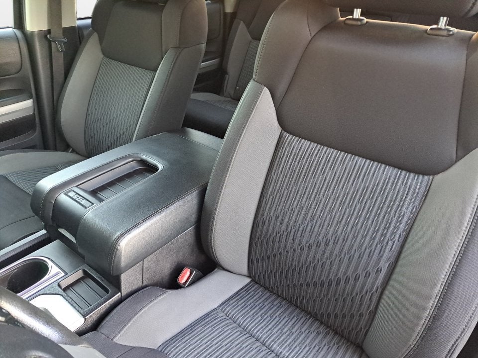 2016 Toyota Tundra 4WD Truck SR5