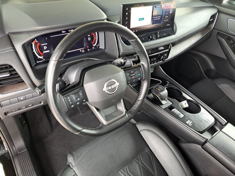 2025 Nissan Rogue Platinum FWD