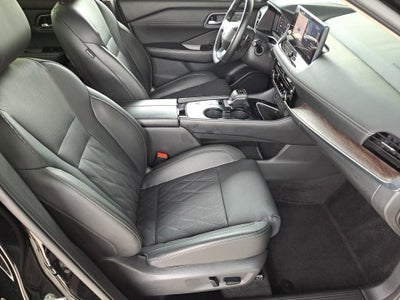 2025 Nissan Rogue Platinum FWD