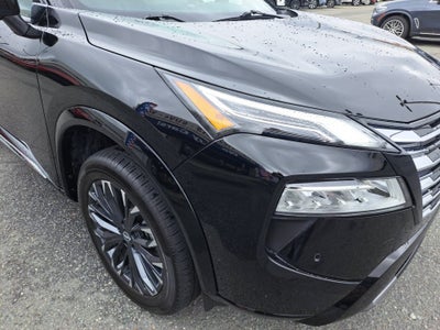 2025 Nissan Rogue Platinum FWD