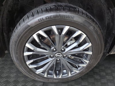 2025 Nissan Rogue Platinum FWD