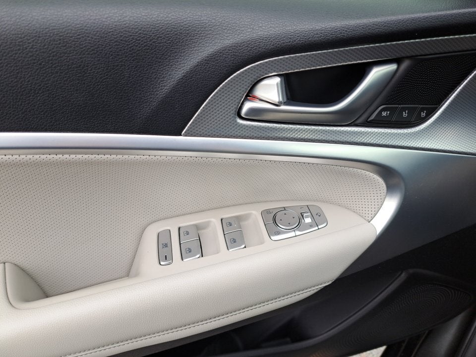 2023 Genesis G70 3.3T AWD