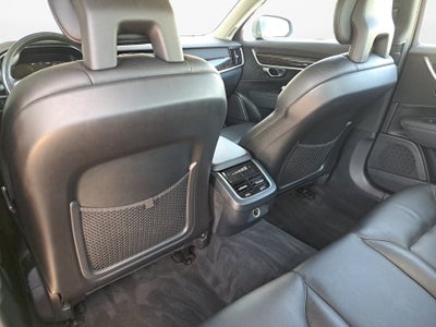 2017 Volvo S90 T6 Momentum