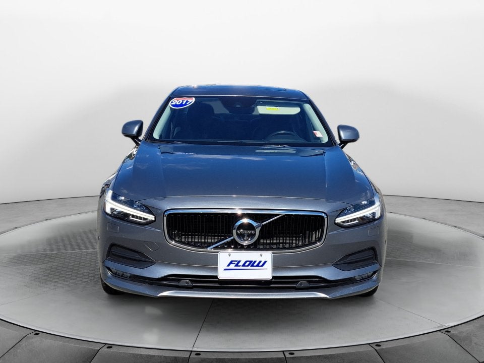 2017 Volvo S90 T6 Momentum