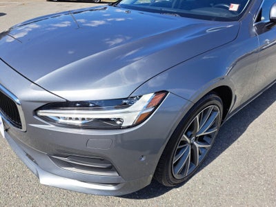2017 Volvo S90 T6 Momentum