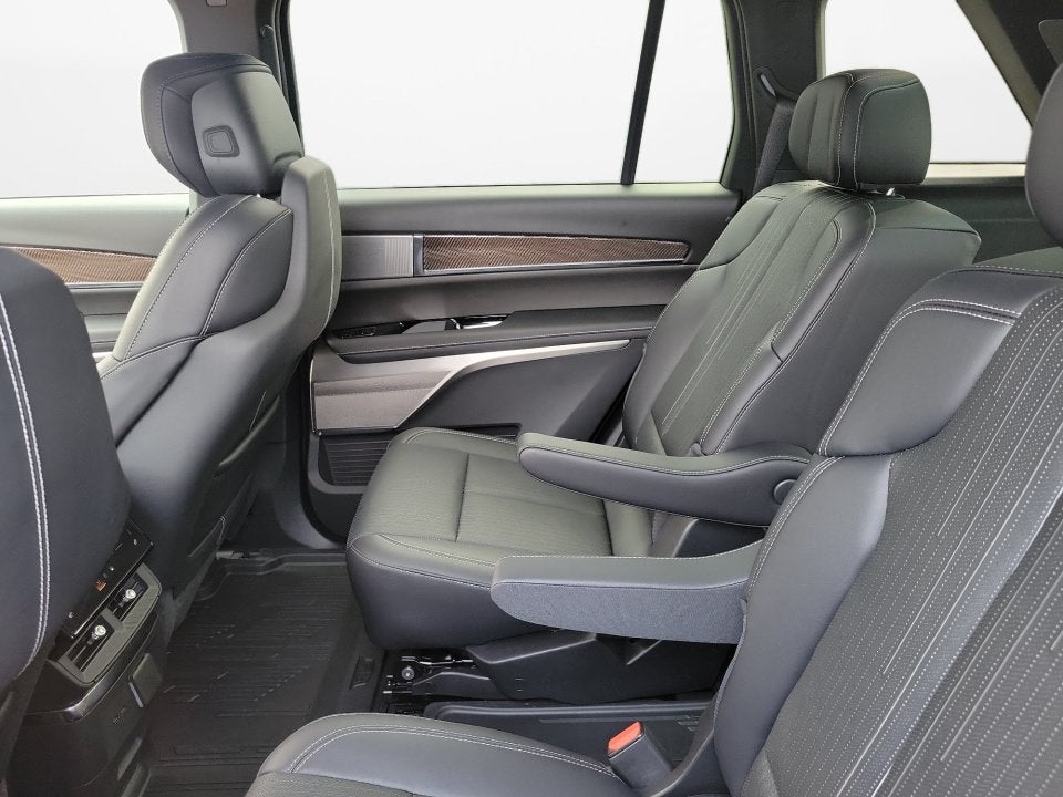 2027 Cadillac VISTIQ Luxury