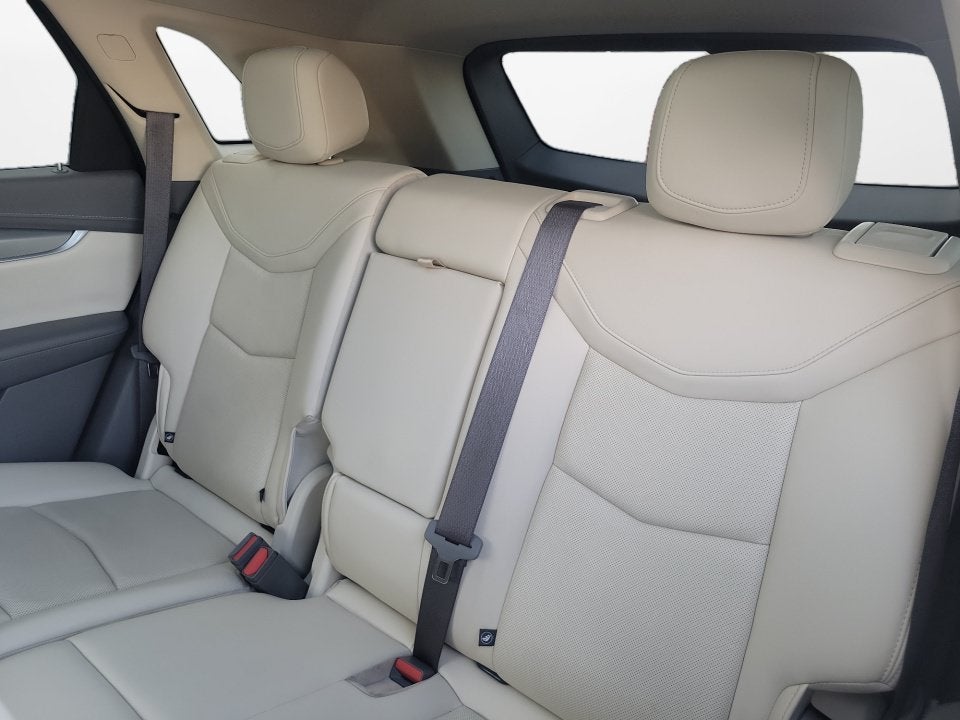 2022 Cadillac XT5 FWD Premium Luxury