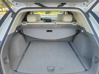 2022 Cadillac XT5 FWD Premium Luxury